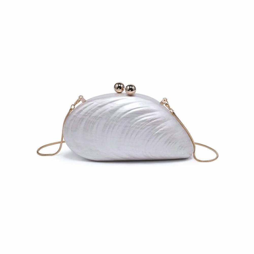 NEW URBAN EXPRESSIONS the capri clutch in ivory